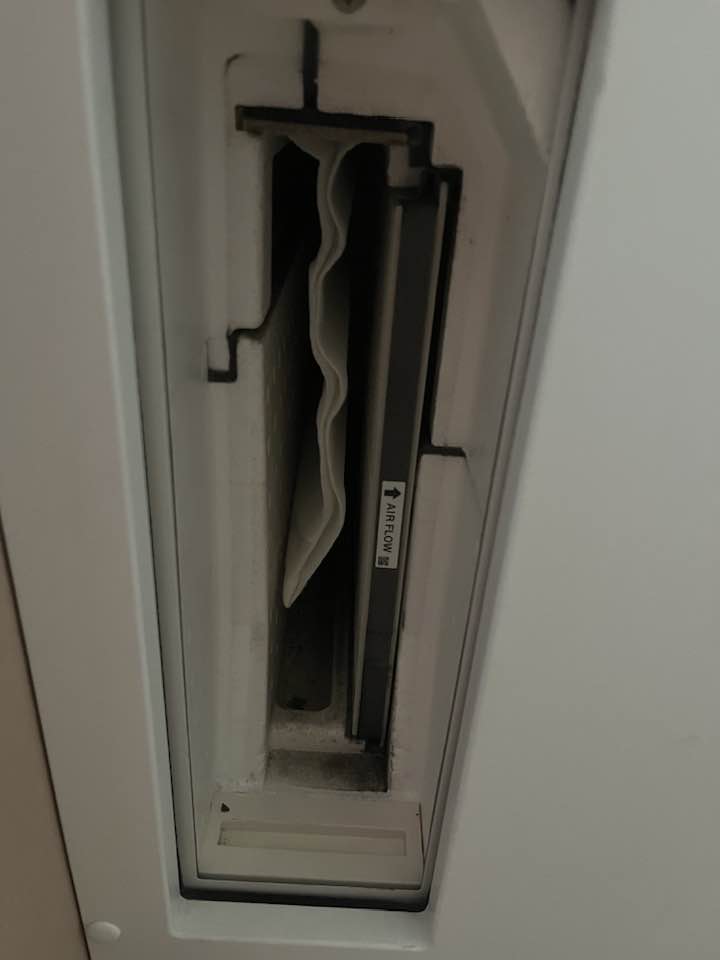 カバーを開ける
